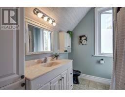 134 WELLINGTON STREET - 35