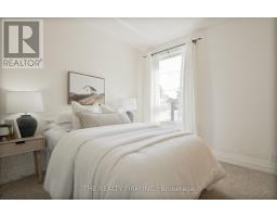 1118 TRAFALGAR STREET - 11