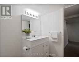 1118 TRAFALGAR STREET - 21