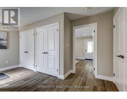 38 ST. ANDREW STREET - 20