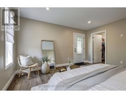 38 ST. ANDREW STREET - 29