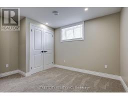 38 ST. ANDREW STREET - 37