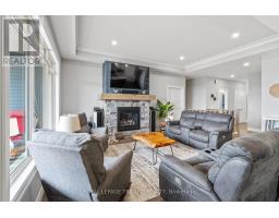 160 ELIZABETH STREET - 15