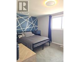 16 - 821 SOUTHDALE ROAD E - 15