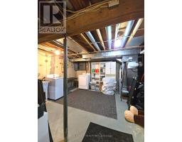 16 - 821 SOUTHDALE ROAD E - 20