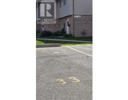 16 - 821 SOUTHDALE ROAD E - 22