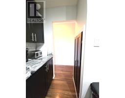 16 - 821 SOUTHDALE ROAD E - 8