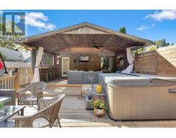 21 FOSTER AVENUE W - 36