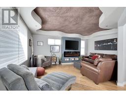 21 FOSTER AVENUE W - 5
