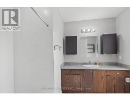 69 YVONNE CRESCENT - 16