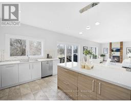 207 UNION AVENUE - 15