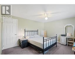 19 - 45 GATEWOOD PLACE - 16