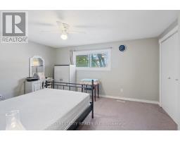 19 - 45 GATEWOOD PLACE - 18