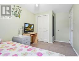 19 - 45 GATEWOOD PLACE - 22