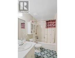 19 - 45 GATEWOOD PLACE - 25