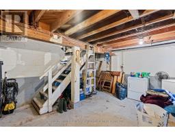 31 - 31 ST CHARLES PLACE - 24