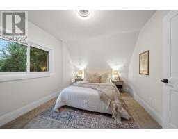 78 CATHCART STREET - 26
