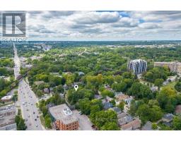 818 TALBOT STREET - 47