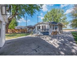4767 ST. CLAIR PARKWAY - 6