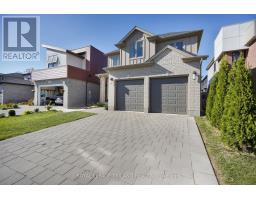 521 SOPHIA CRESCENT - 2