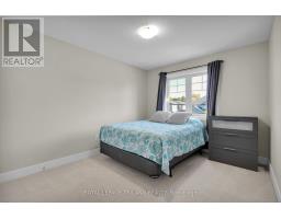 521 SOPHIA CRESCENT - 27
