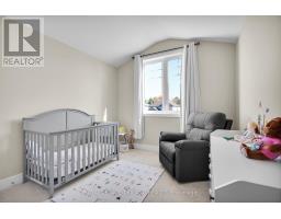 521 SOPHIA CRESCENT - 29