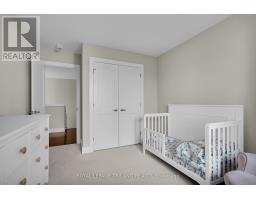 521 SOPHIA CRESCENT - 32