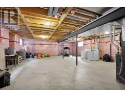 521 SOPHIA CRESCENT - 36