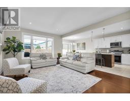 521 SOPHIA CRESCENT - 7