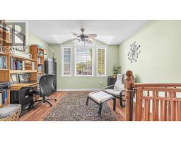 916 CRESTHAVEN CRESCENT - 11