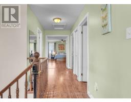 916 CRESTHAVEN CRESCENT - 12