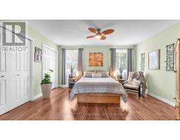 916 CRESTHAVEN CRESCENT - 13