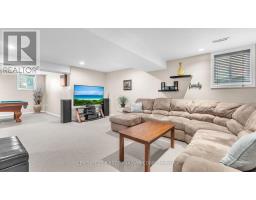 916 CRESTHAVEN CRESCENT - 21