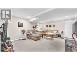 916 CRESTHAVEN CRESCENT - 22