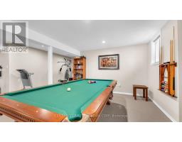 916 CRESTHAVEN CRESCENT - 24