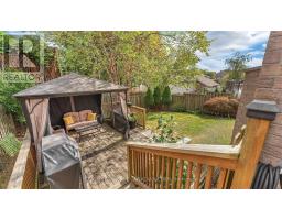 916 CRESTHAVEN CRESCENT - 29