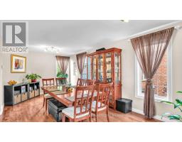 916 CRESTHAVEN CRESCENT - 3