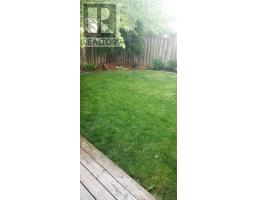 916 CRESTHAVEN CRESCENT - 38