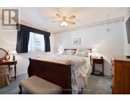 486 FERNDALE AVENUE - 13