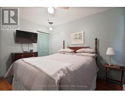 486 FERNDALE AVENUE - 17