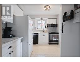 486 FERNDALE AVENUE - 18