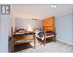 486 FERNDALE AVENUE - 26