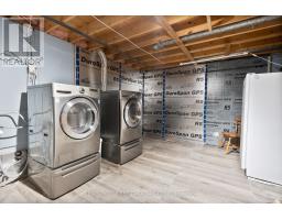 486 FERNDALE AVENUE - 30