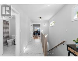 30 HARLEQUIN COURT - 12