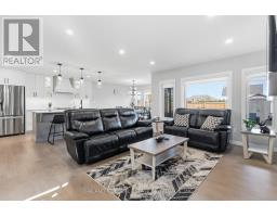 30 HARLEQUIN COURT - 15