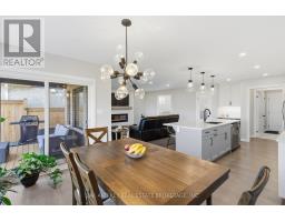 30 HARLEQUIN COURT - 24