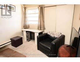 58 CHIDDINGTON GATE - 13
