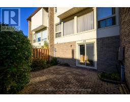 58 CHIDDINGTON GATE - 19