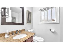 22 - 300 SANDRINGHAM CRESCENT - 19