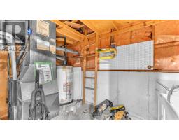 22 - 300 SANDRINGHAM CRESCENT - 22